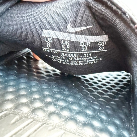 NIKE Women’s Benassi JDI Black Slides Size 8 - Picture 5 of 5